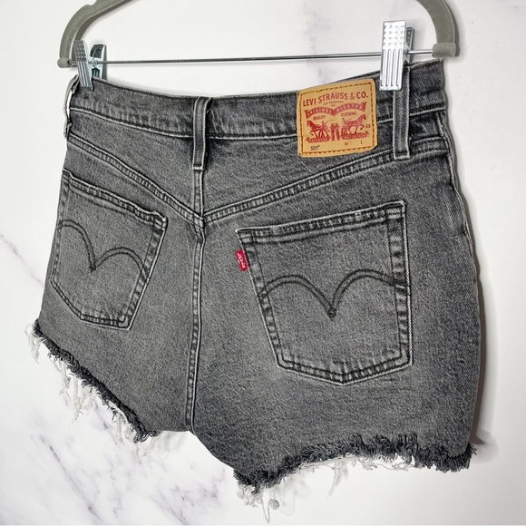 Levi’s 501 High Rise Black Wash Button Fly‎ Denim Shorts - Picture 9 of 12